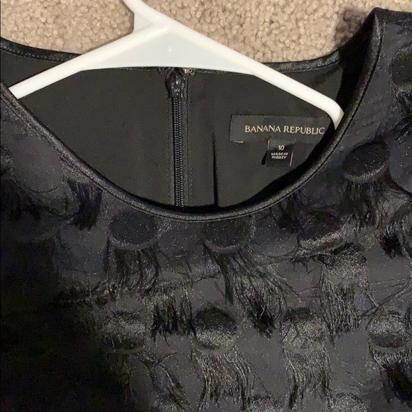 Black feathered Banana Republic cocktail dress - Picture 2 of 2